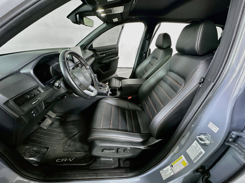 Used 2025 Honda CR-V Sport-L image 17