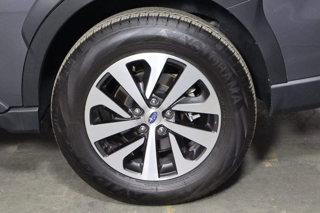 Used 2025 Subaru Outback Premium AWD/4WD image 40