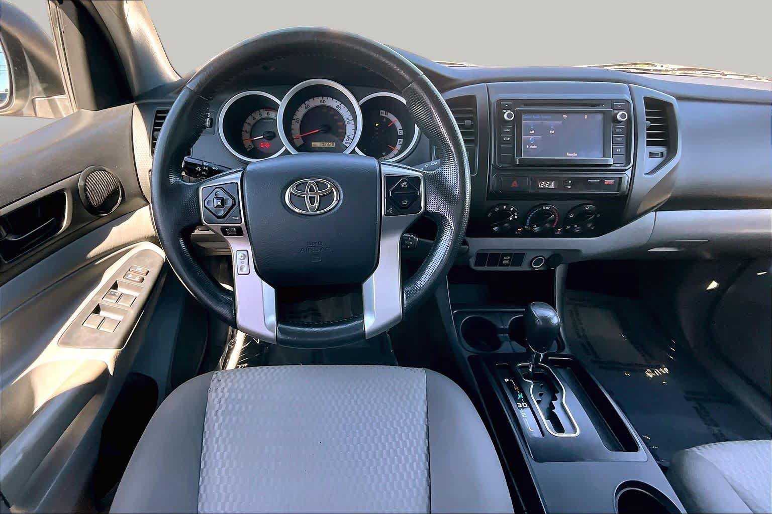 Used 2014 Toyota Tacoma 2WD Double Cab w/ Convenience Package image 5
