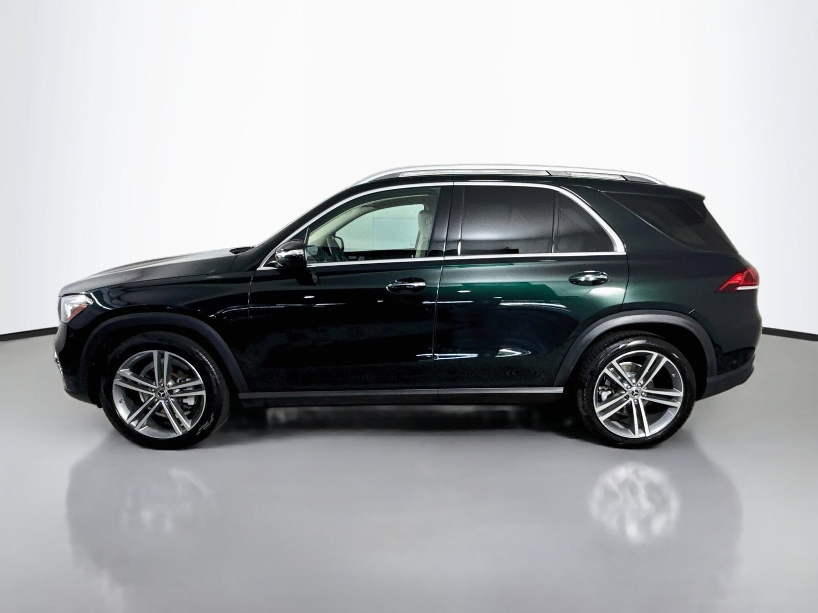 Used 2021 Mercedes-Benz GLE 350 image 4
