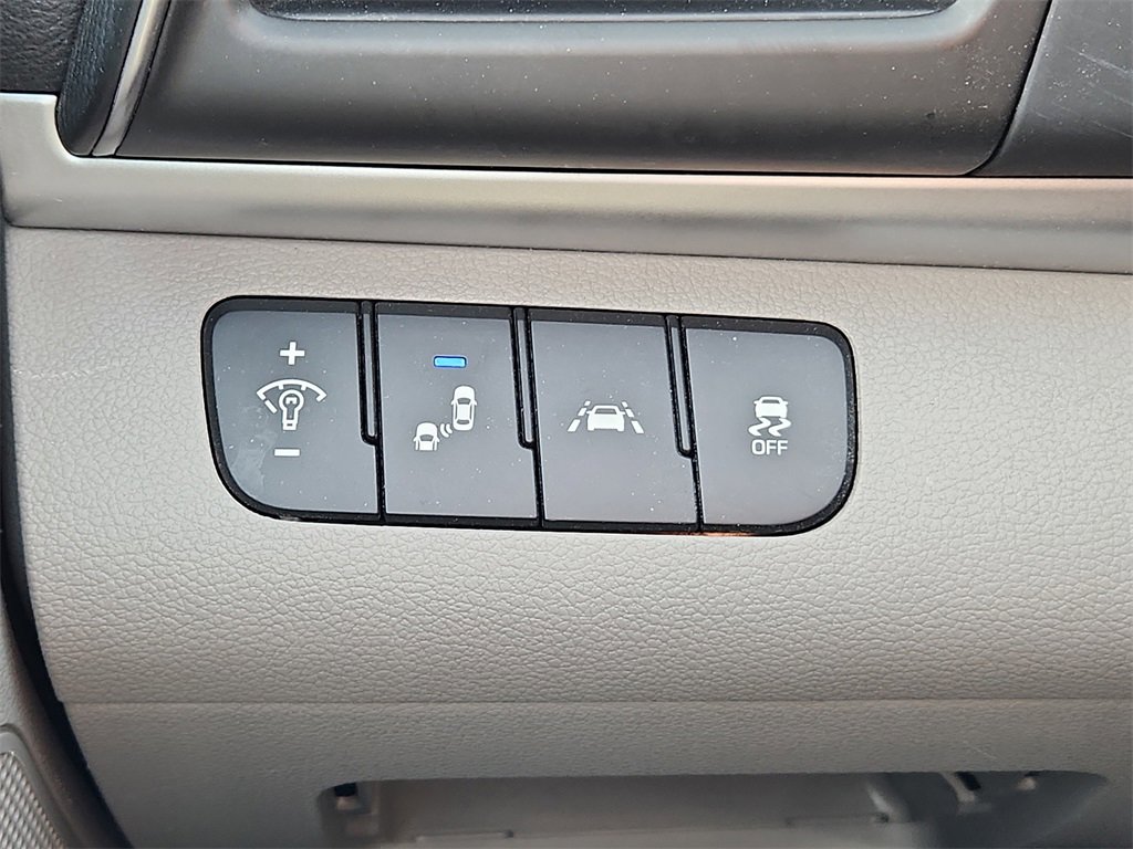 Used 2020 Hyundai Elantra Value Edition image 21