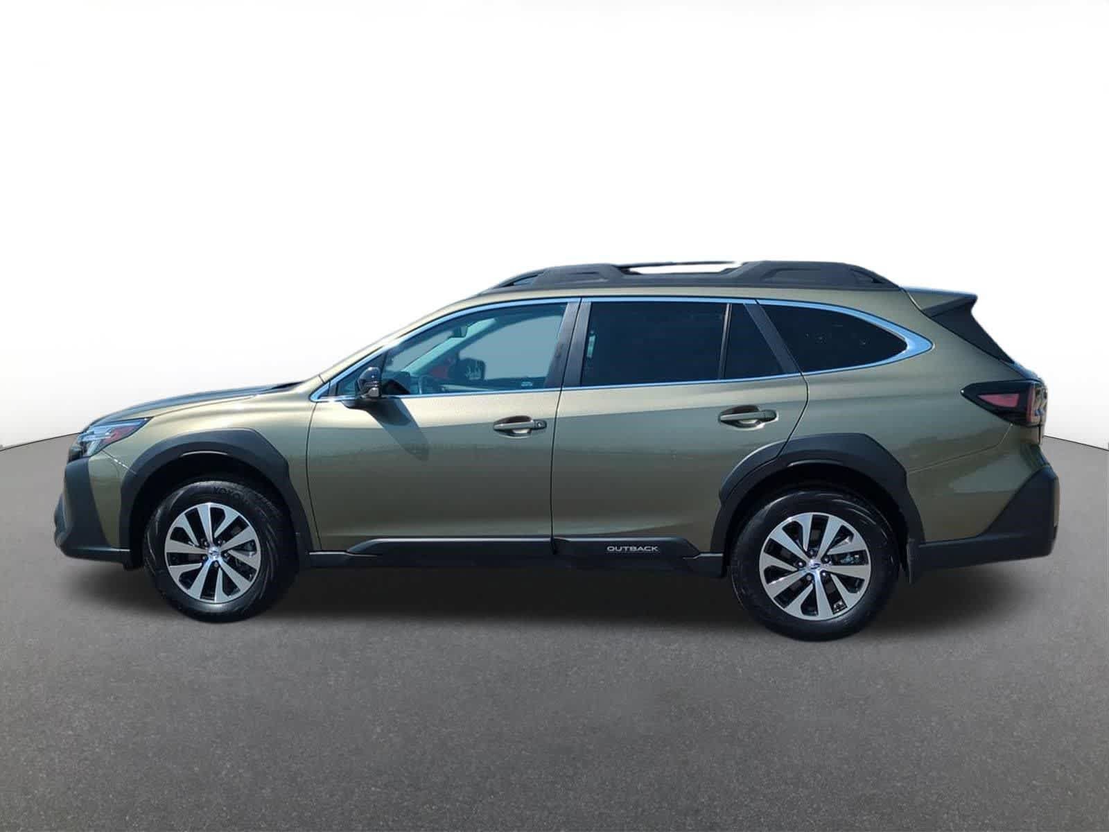 Certified 2025 Subaru Outback Premium w/ Popular Package #1A AWD/4WD image 3