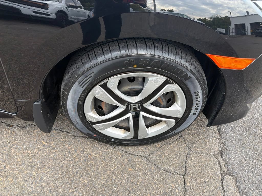Used 2018 Honda Civic LX image 32