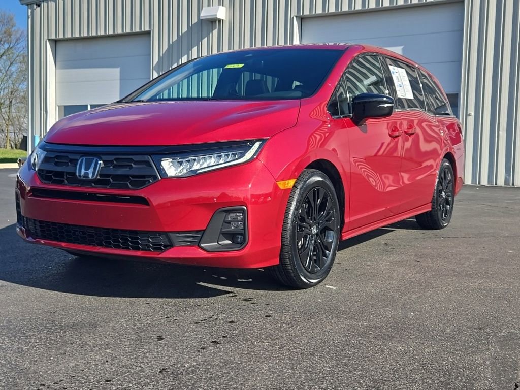Certified 2025 Honda Odyssey Sport-L image 3