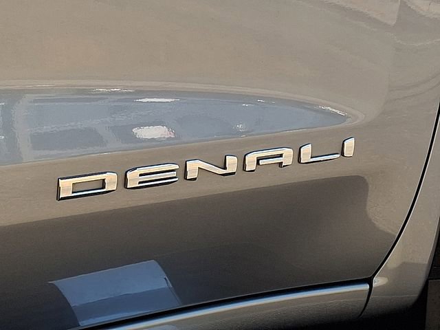 Used 2023 GMC Sierra 1500 Denali w/ Technology Package AWD/4WD image 28