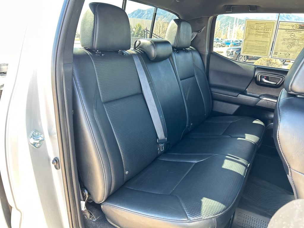 Used 2020 Toyota Tacoma TRD Off-Road w/ TRD Premium Off Road Package image 21