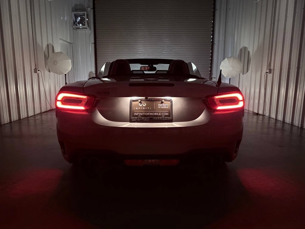 Used 2017 FIAT 124 Spider Abarth RWD image 15
