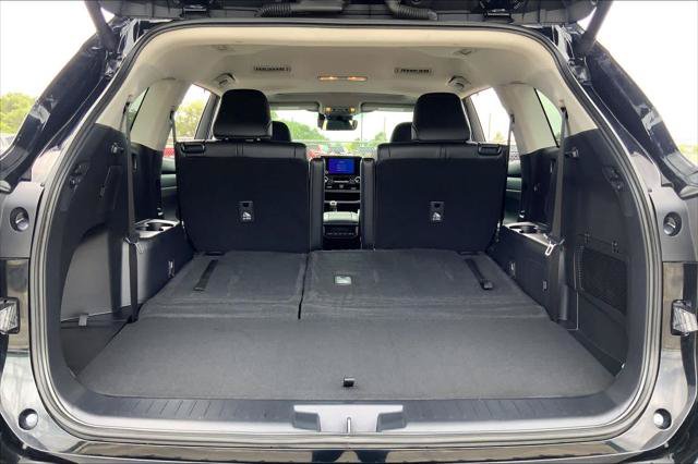 Certified 2024 Toyota Highlander XLE FWD image 34