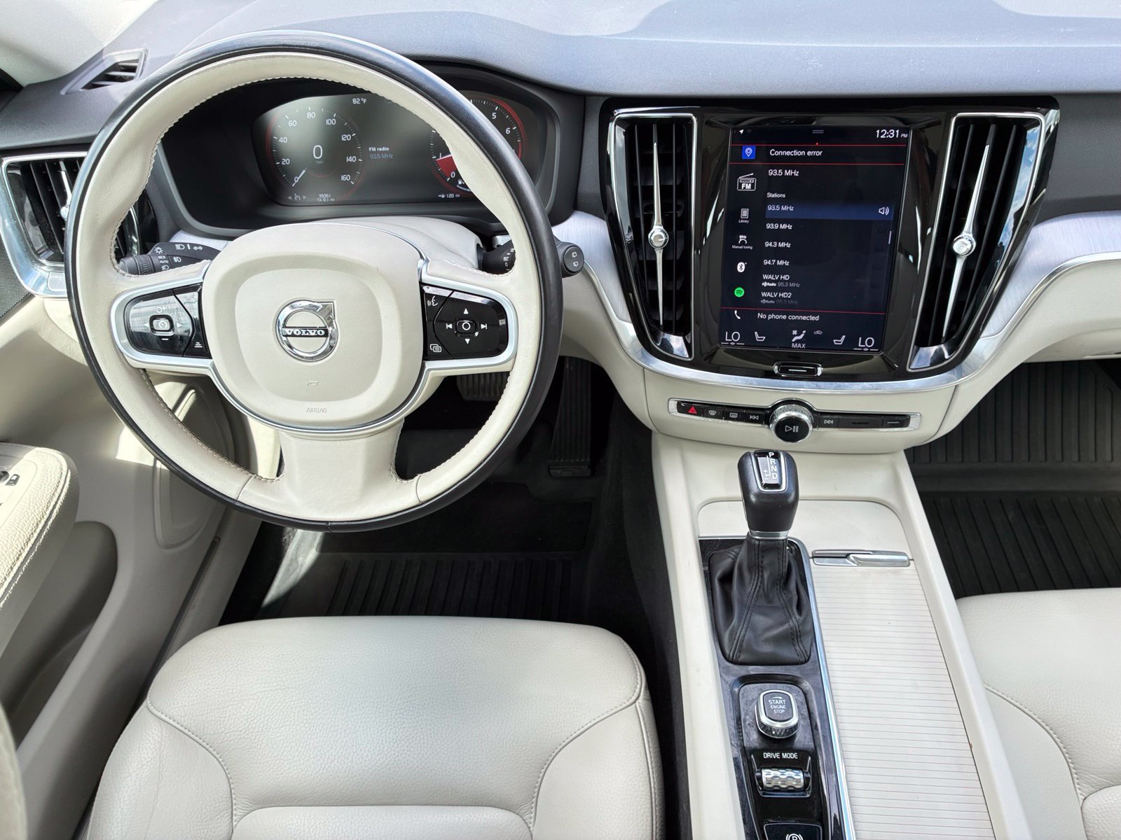 Used 2020 Volvo V60 T5 Momentum w/ Premium Package FWD image 19