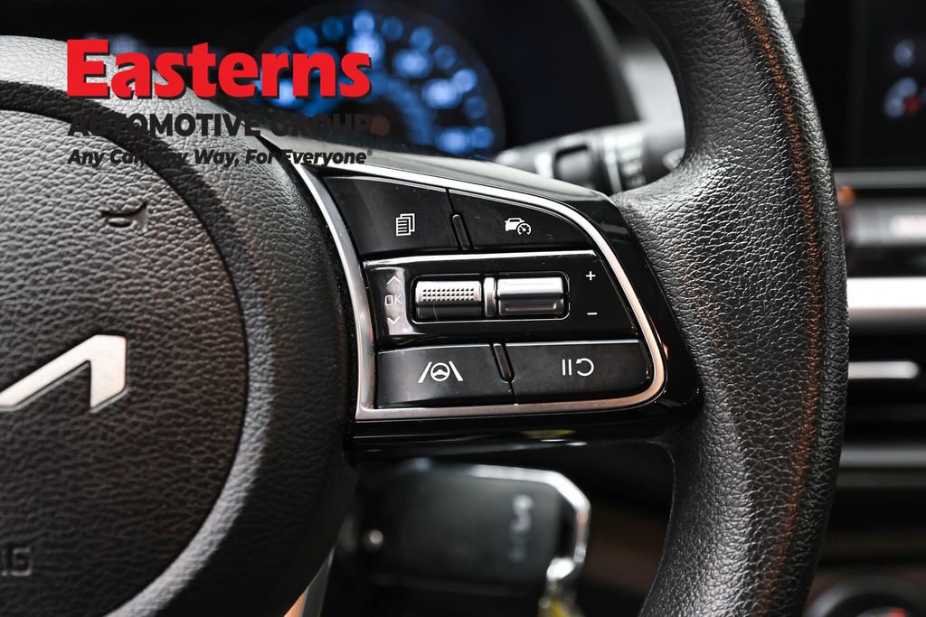 Used 2024 Kia Forte LXS image 16