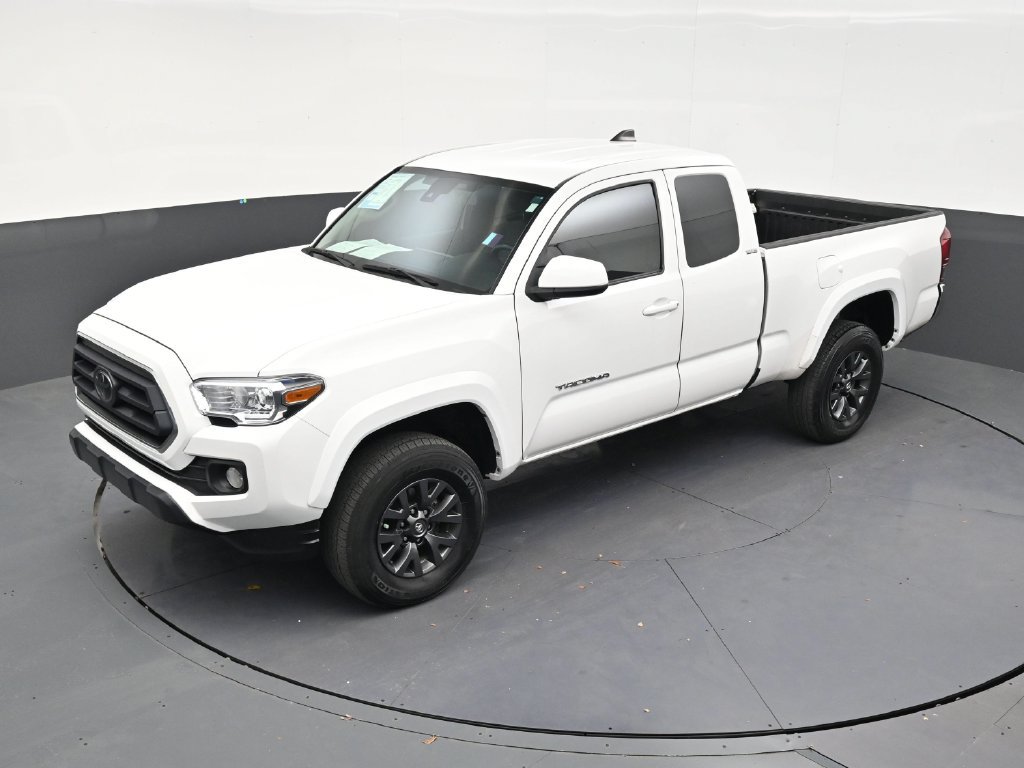 Used 2023 Toyota Tacoma SR5 w/ SR5 Appearance Package RWD image 12