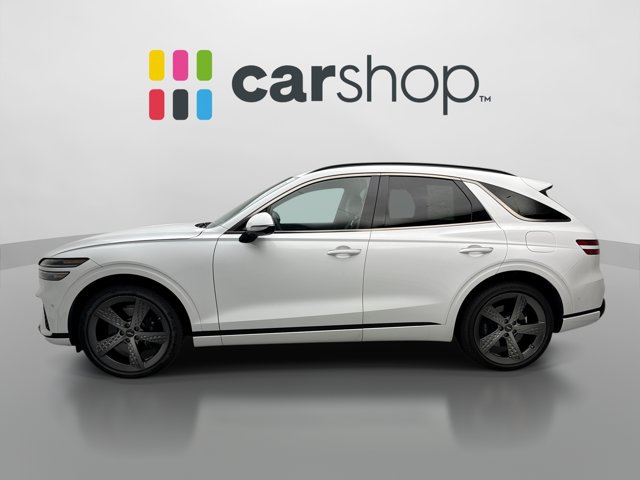 Used 2024 Genesis GV70 2.5T w/ Sport Prestige Package AWD/4WD image 2