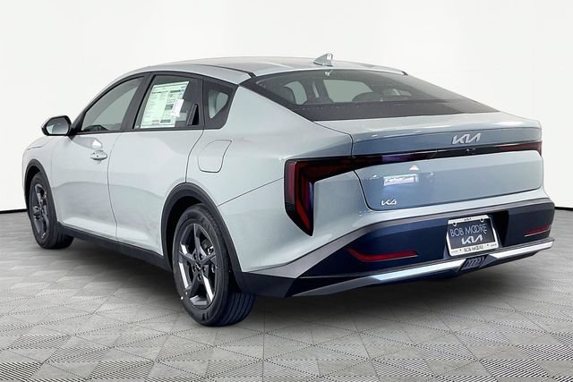 New 2026 Kia K4 FWD image 4