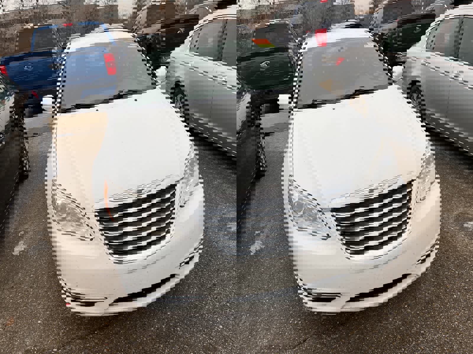 Used 2013 Chrysler 200 Touring image 23