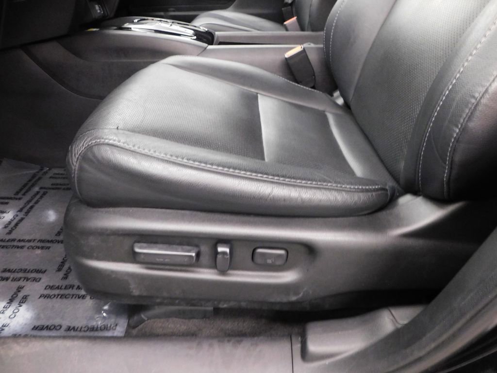 Used 2020 Honda Pilot Elite image 18