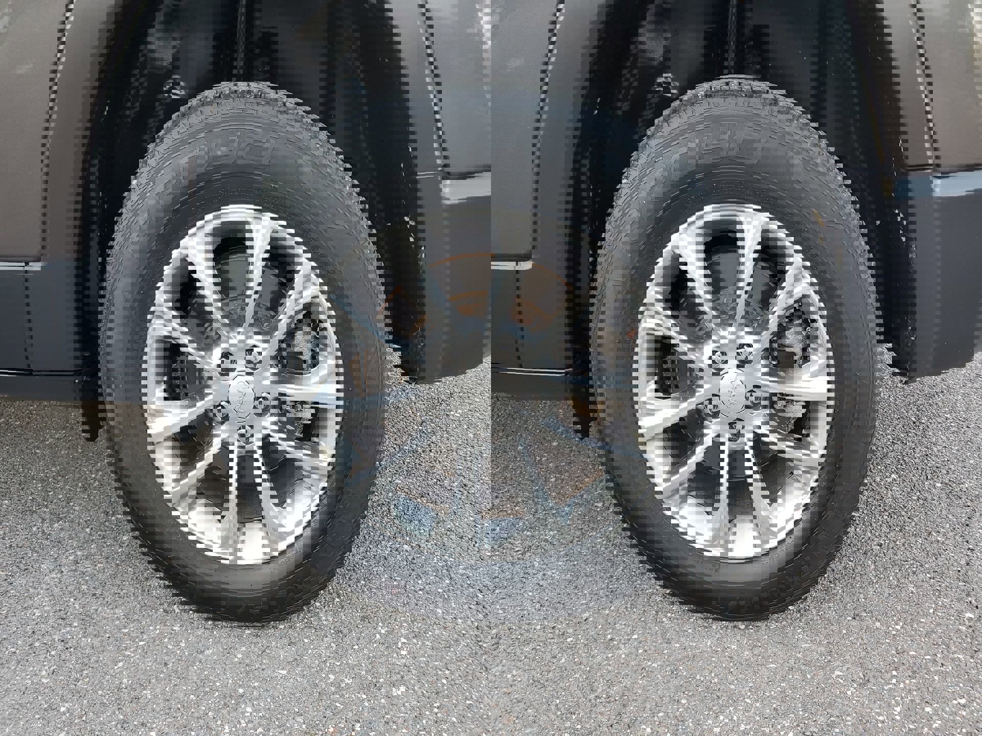 Used 2021 Jeep Cherokee Latitude Lux w/ Comfort/Convenience Group image 75