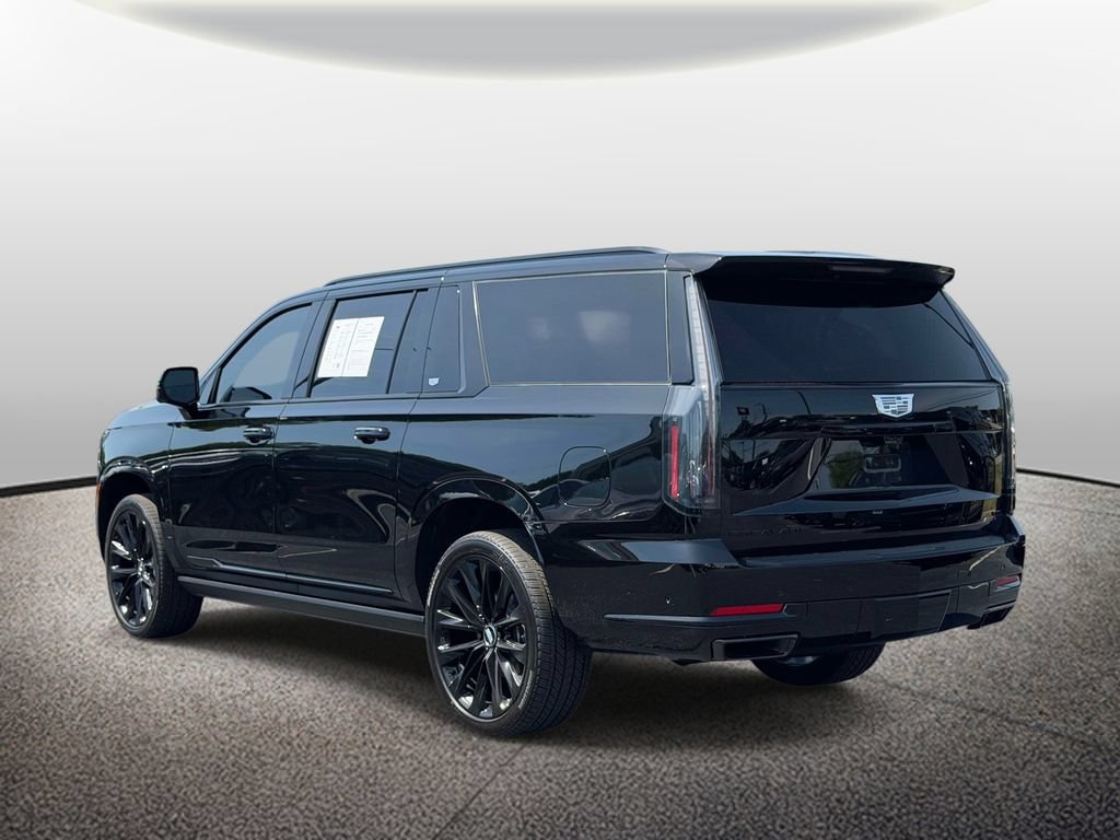 Certified 2026 Cadillac Escalade ESV Platinum Sport w/ LPO, ONYX Package AWD/4WD image 6