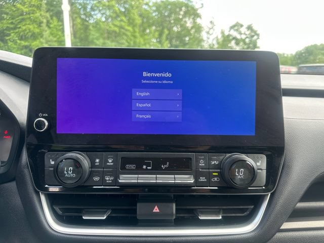 Used 2024 Toyota Grand Highlander AWD image 35