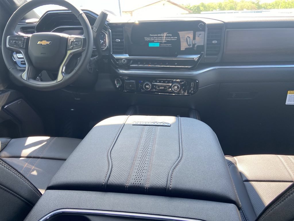 New 2025 Chevrolet Silverado 2500 High Country w/ Technology Package AWD/4WD image 10