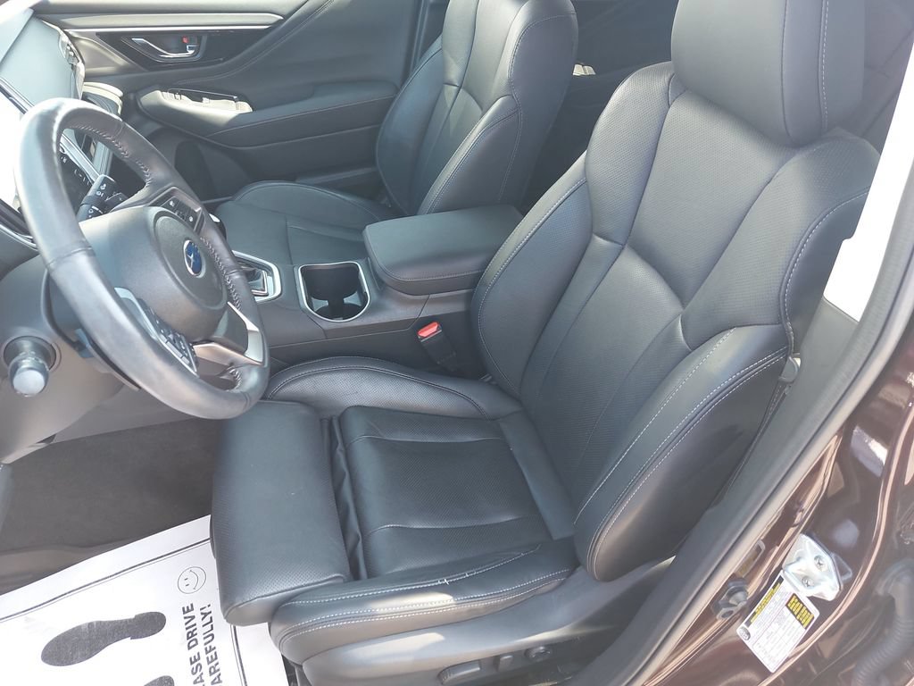 Used 2024 Subaru Outback Touring AWD/4WD image 12