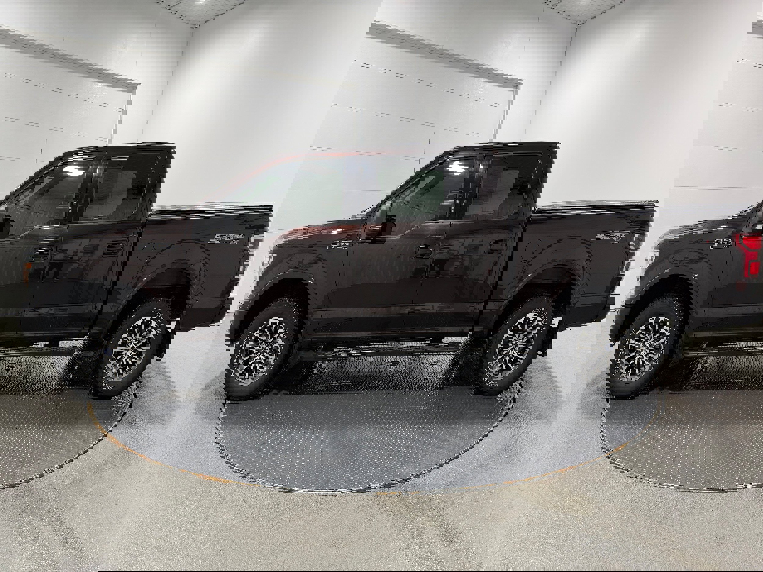 Used 2019 Ford F150 XLT w/ Equipment Group 302A Luxury image 21