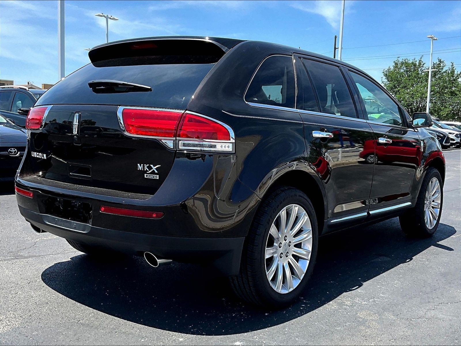 Used 2013 Lincoln MKX AWD image 6