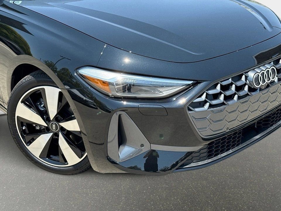 Used 2025 Audi A5 2.0T Premium w/ Convenience Package image 22