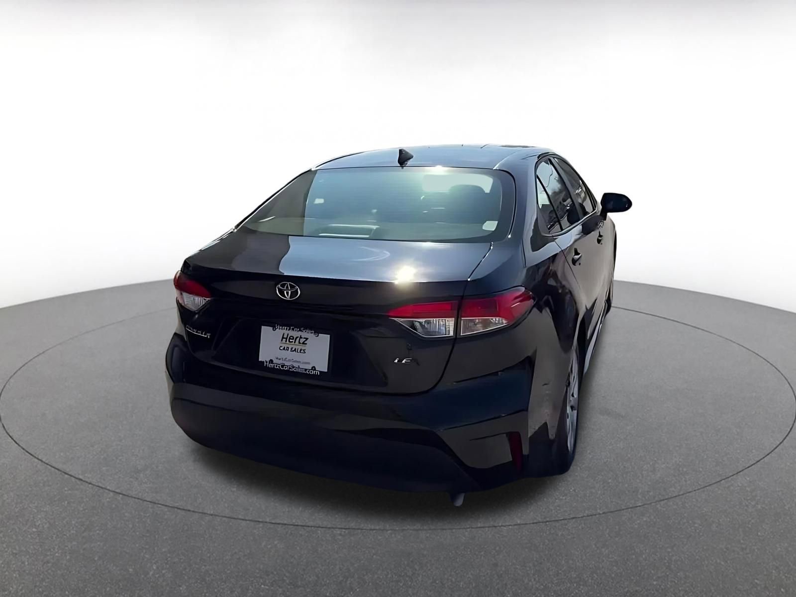 Used 2025 Toyota Corolla LE image 14