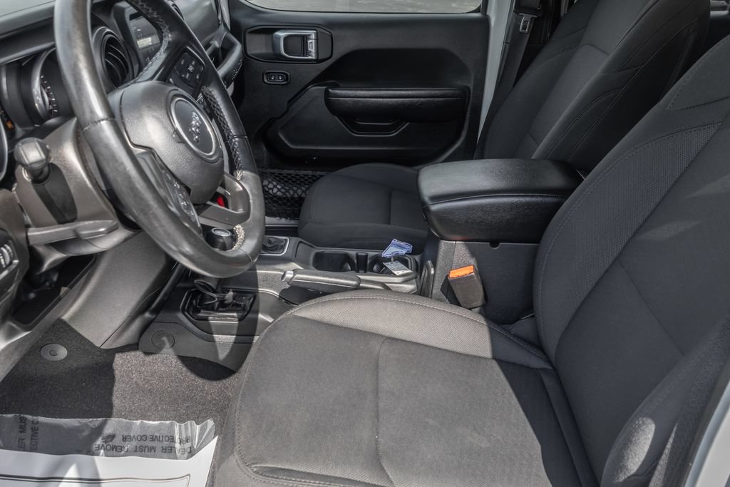 Used 2023 Jeep Wrangler Unlimited Sport AWD/4WD image 14