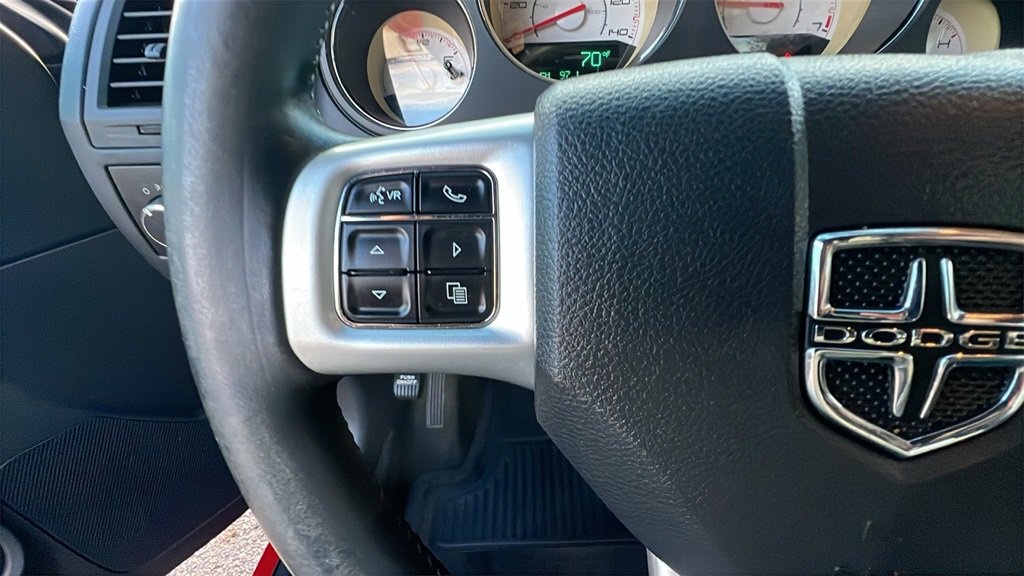 Used 2012 Dodge Challenger SXT image 22