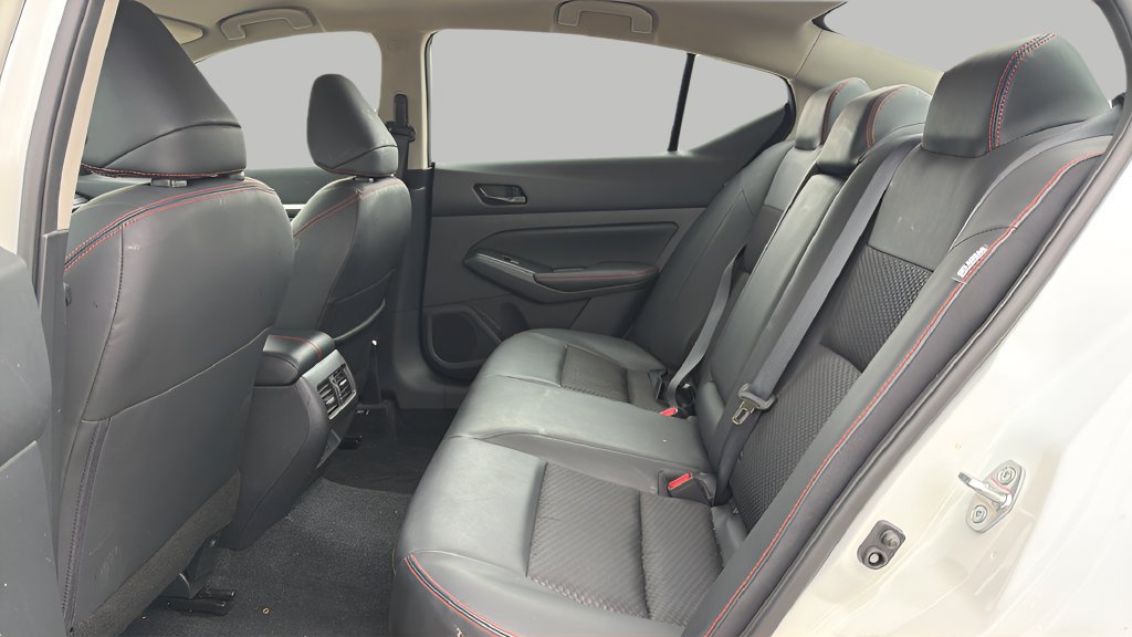Used 2026 Nissan Altima 2.5 SR FWD image 14