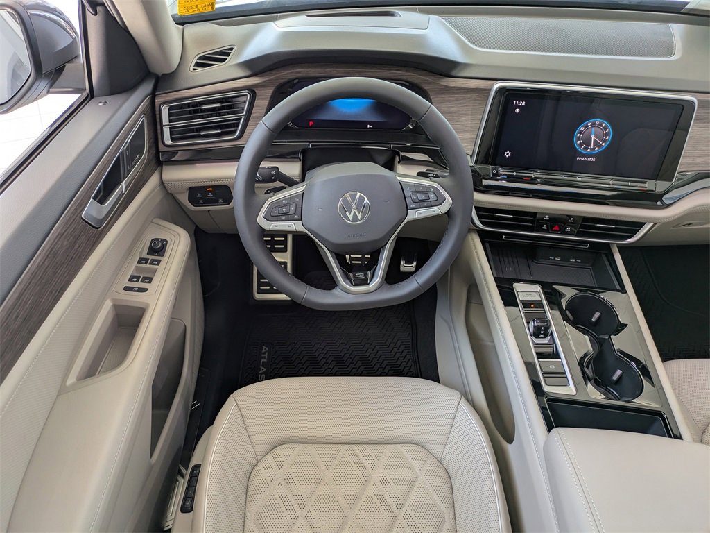 New 2026 Volkswagen Atlas SEL Premium R-Line image 18