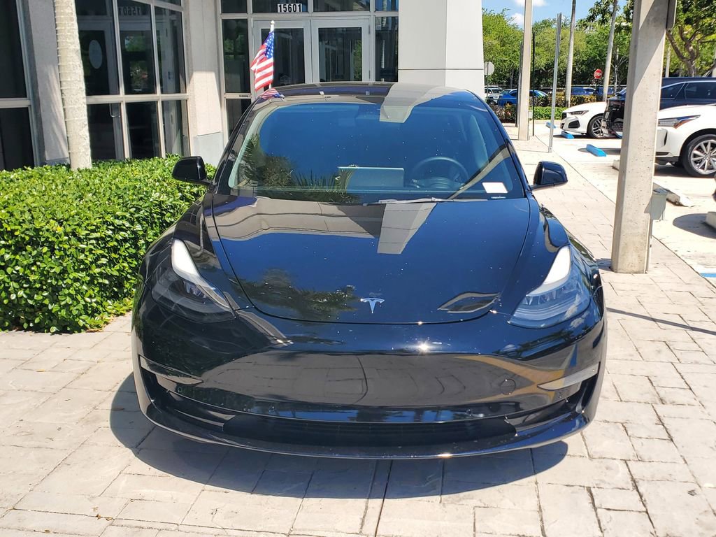 Used 2022 Tesla Model 3 image 2