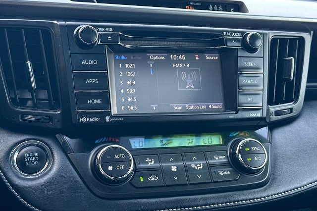 Certified 2018 Toyota RAV4 XLE FWD image 23