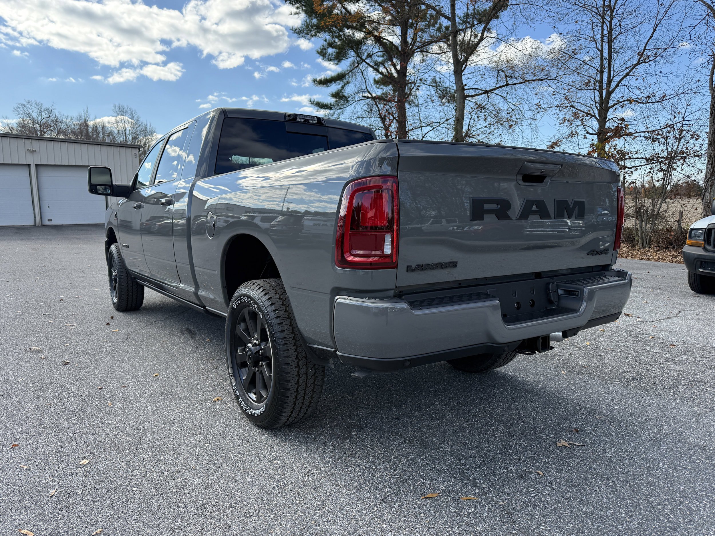 New 2026 RAM 2500 Laramie AWD/4WD image 5