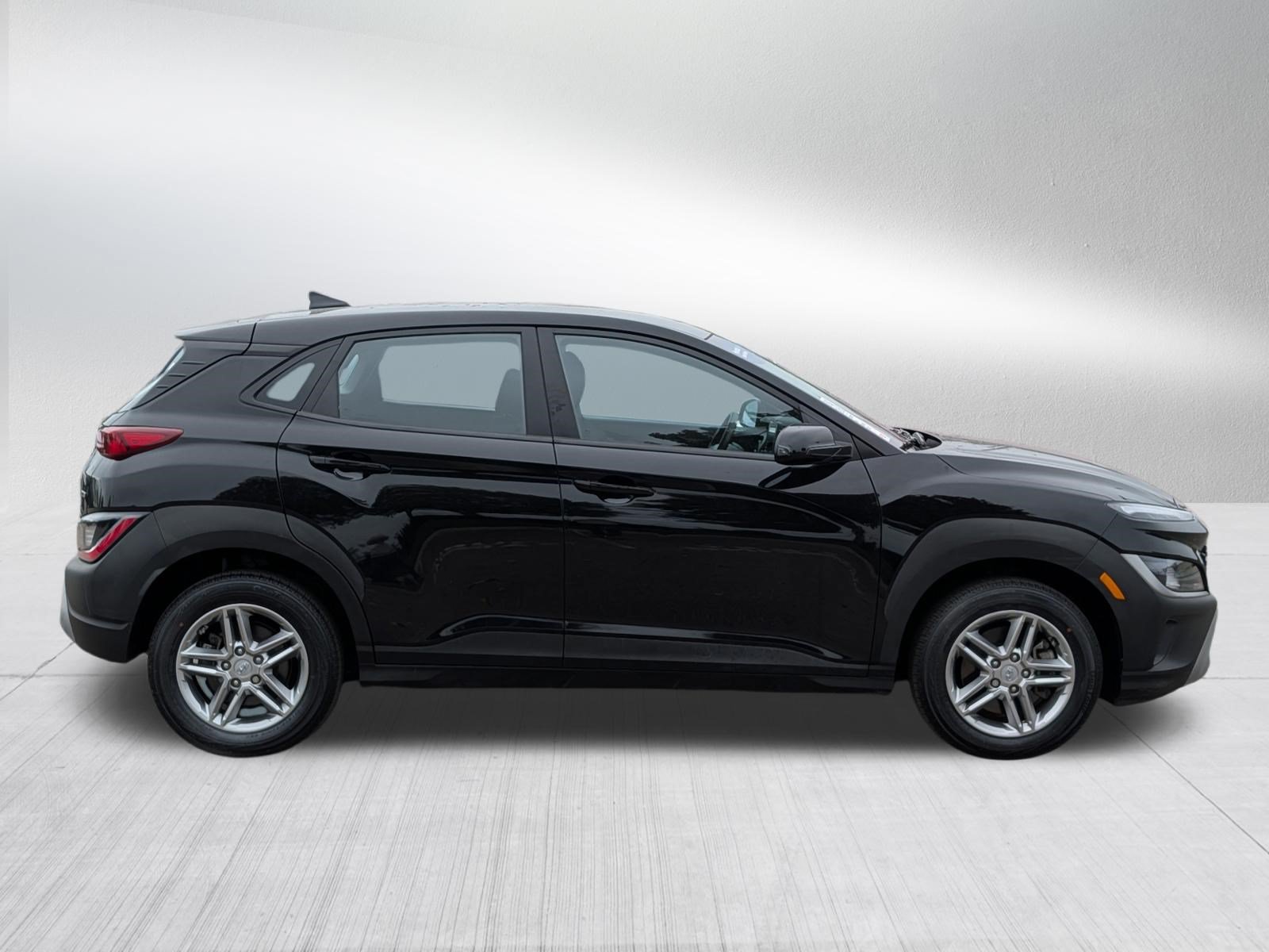 Certified 2023 Hyundai Kona SE w/ Cargo Package AWD/4WD image 8