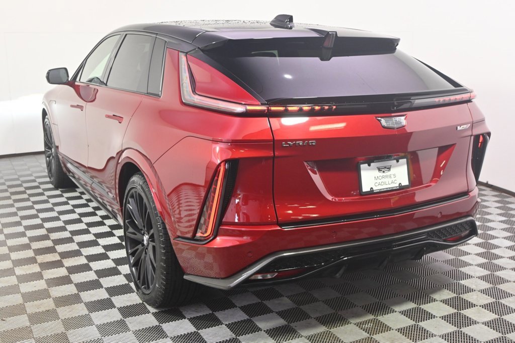 New 2026 Cadillac Lyriq V w/ Exterior Carbon Fiber Package image 3