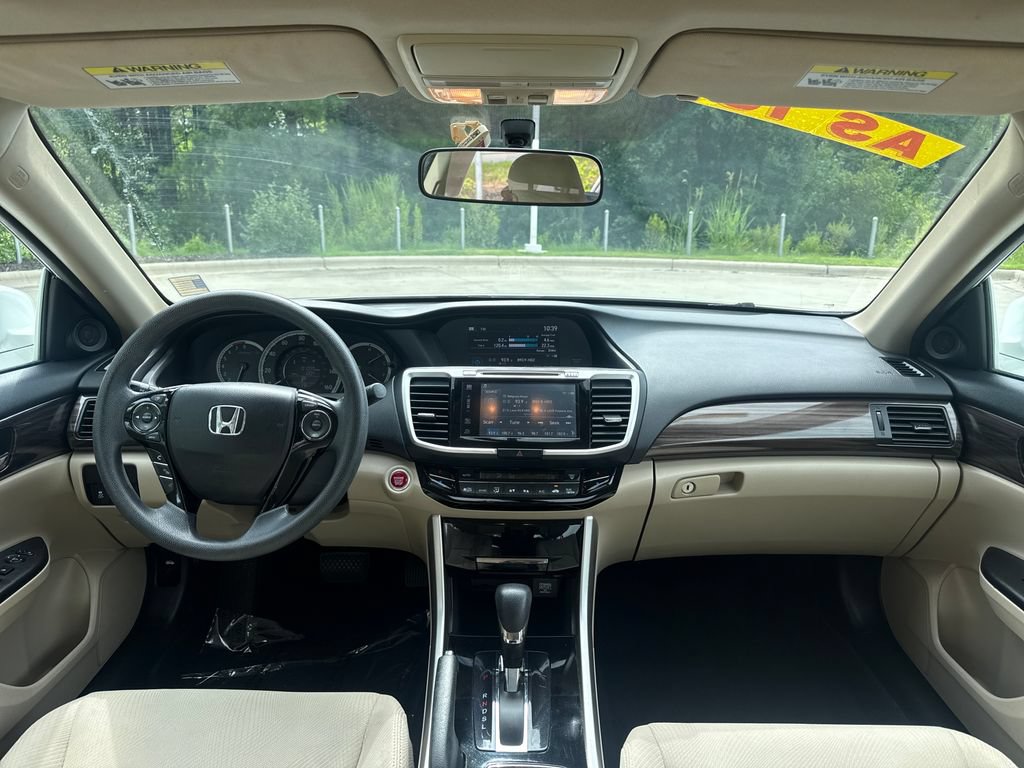 Used 2016 Honda Accord EX image 17