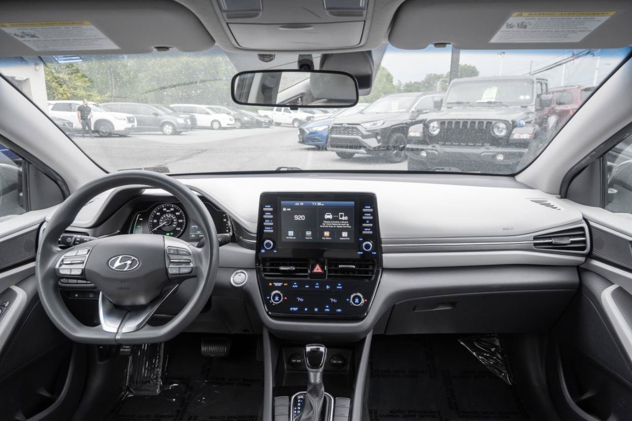 Used 2020 Hyundai Ioniq Blue FWD image 2
