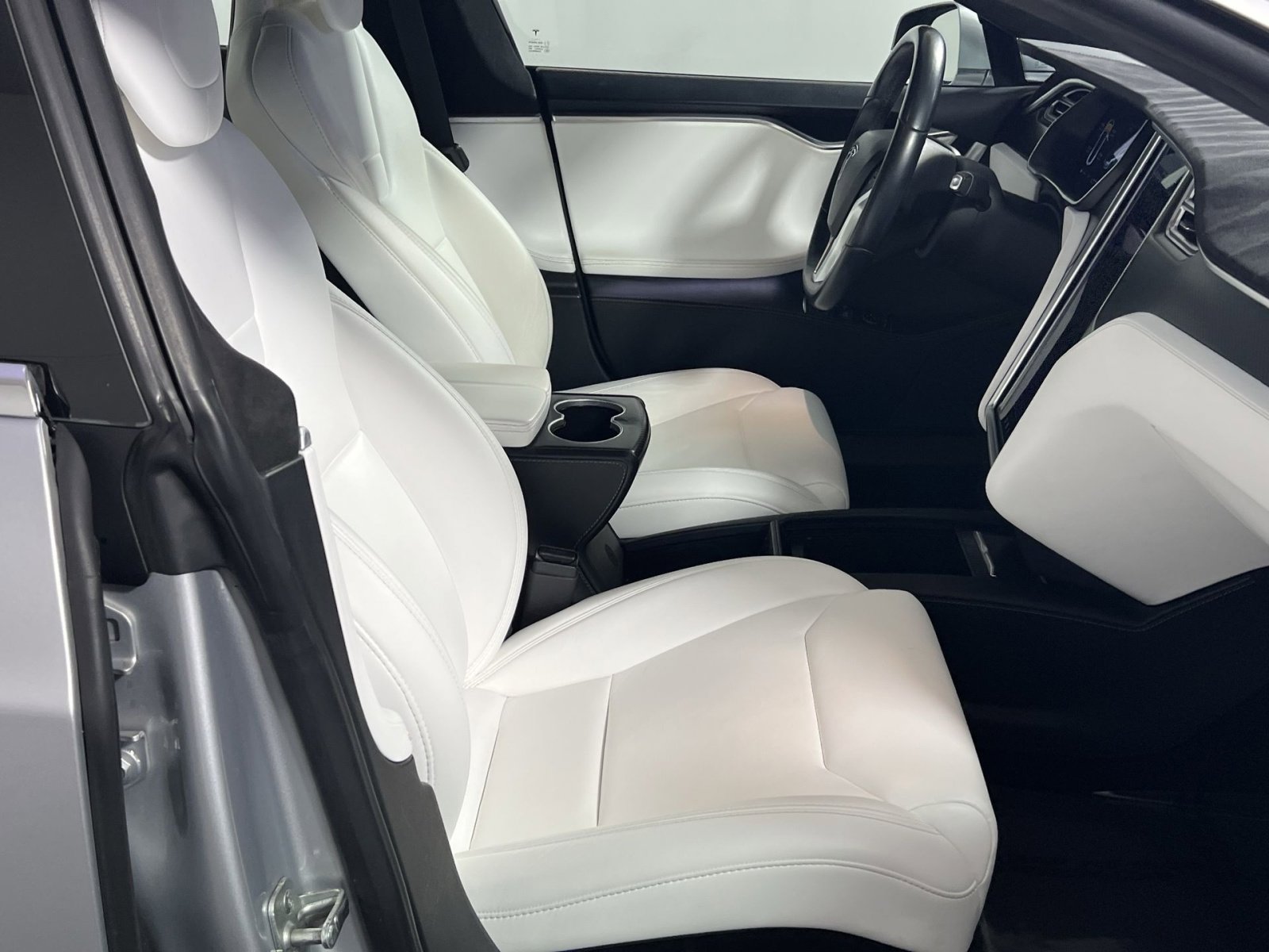 Used 2017 Tesla Model S 90D image 28