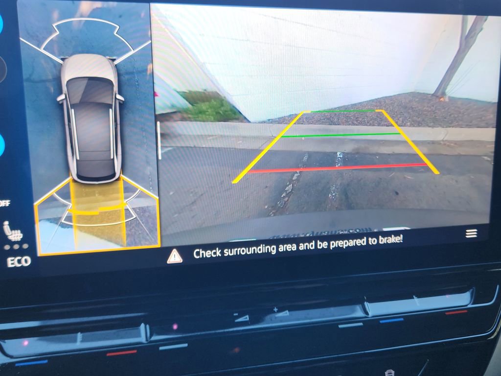 Used 2023 Volkswagen ID.4 Pro S Plus image 22