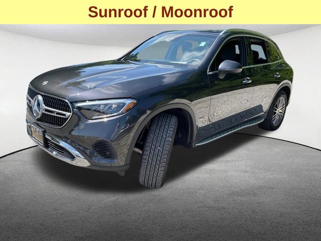 Used 2025 Mercedes-Benz GLC 300 4MATIC image 5
