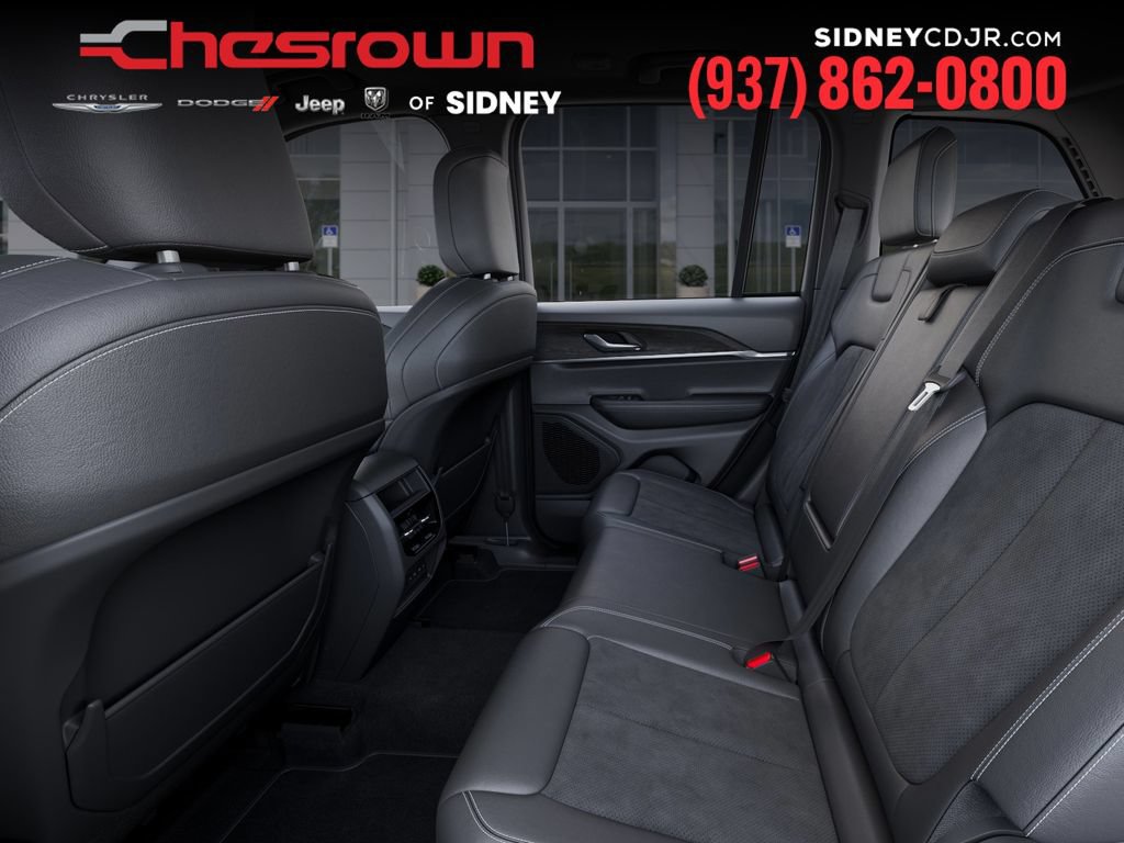 New 2026 Jeep Grand Cherokee Altitude AWD/4WD image 23