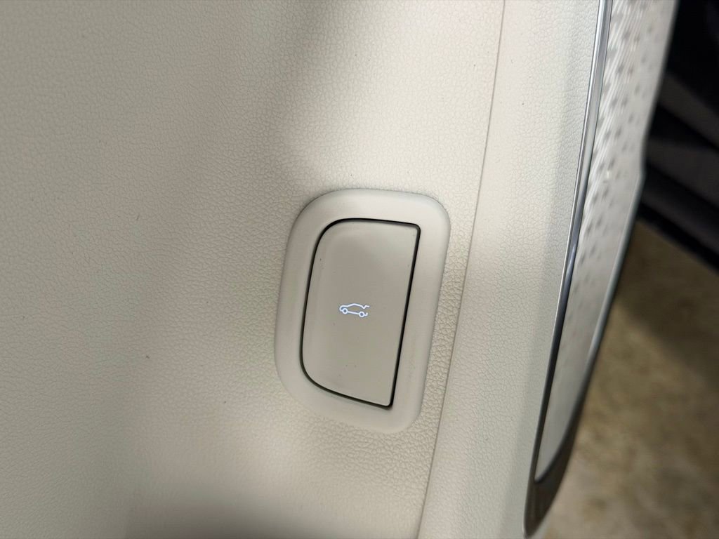 New 2026 Buick Enclave Avenir w/ Super Cruise Package image 15