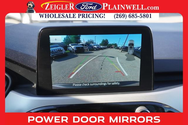 Used 2022 Ford Escape SE w/ Cold Weather Package image 18