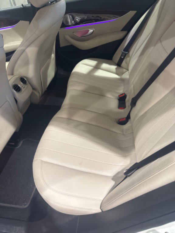 Used 2018 Mercedes-Benz E 300 4MATIC image 10