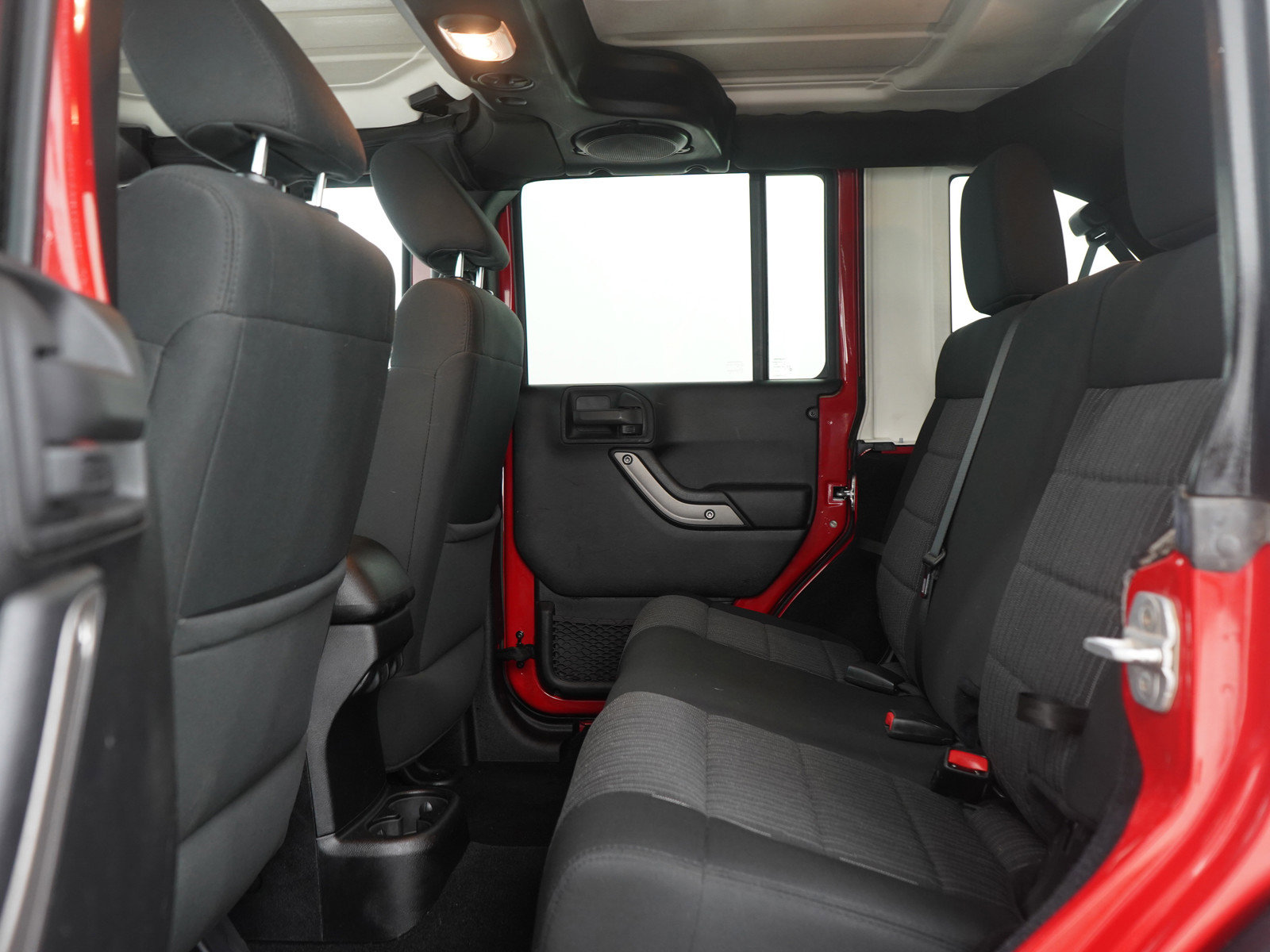 Used 2012 Jeep Wrangler Unlimited Sport image 19