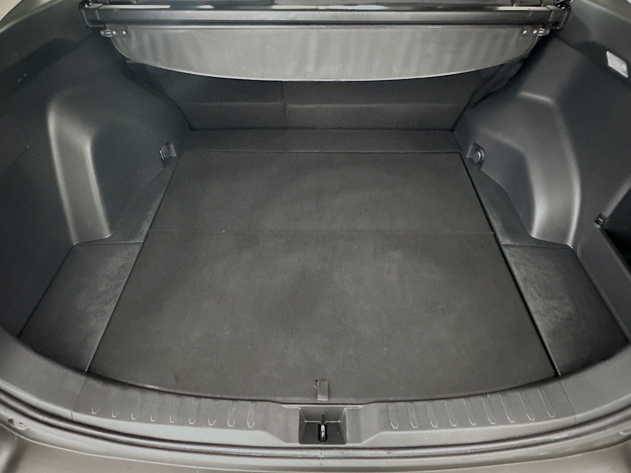 Used 2019 Toyota RAV4 LE FWD image 30