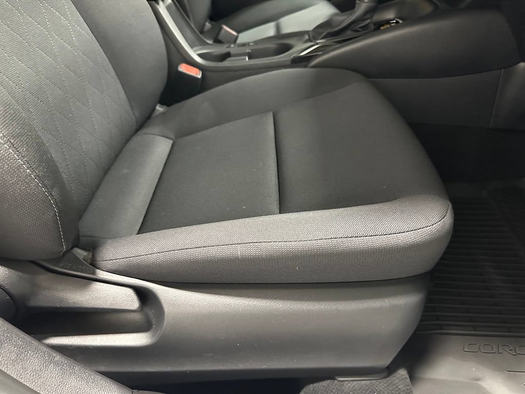 Used 2026 Toyota Corolla LE FWD image 55