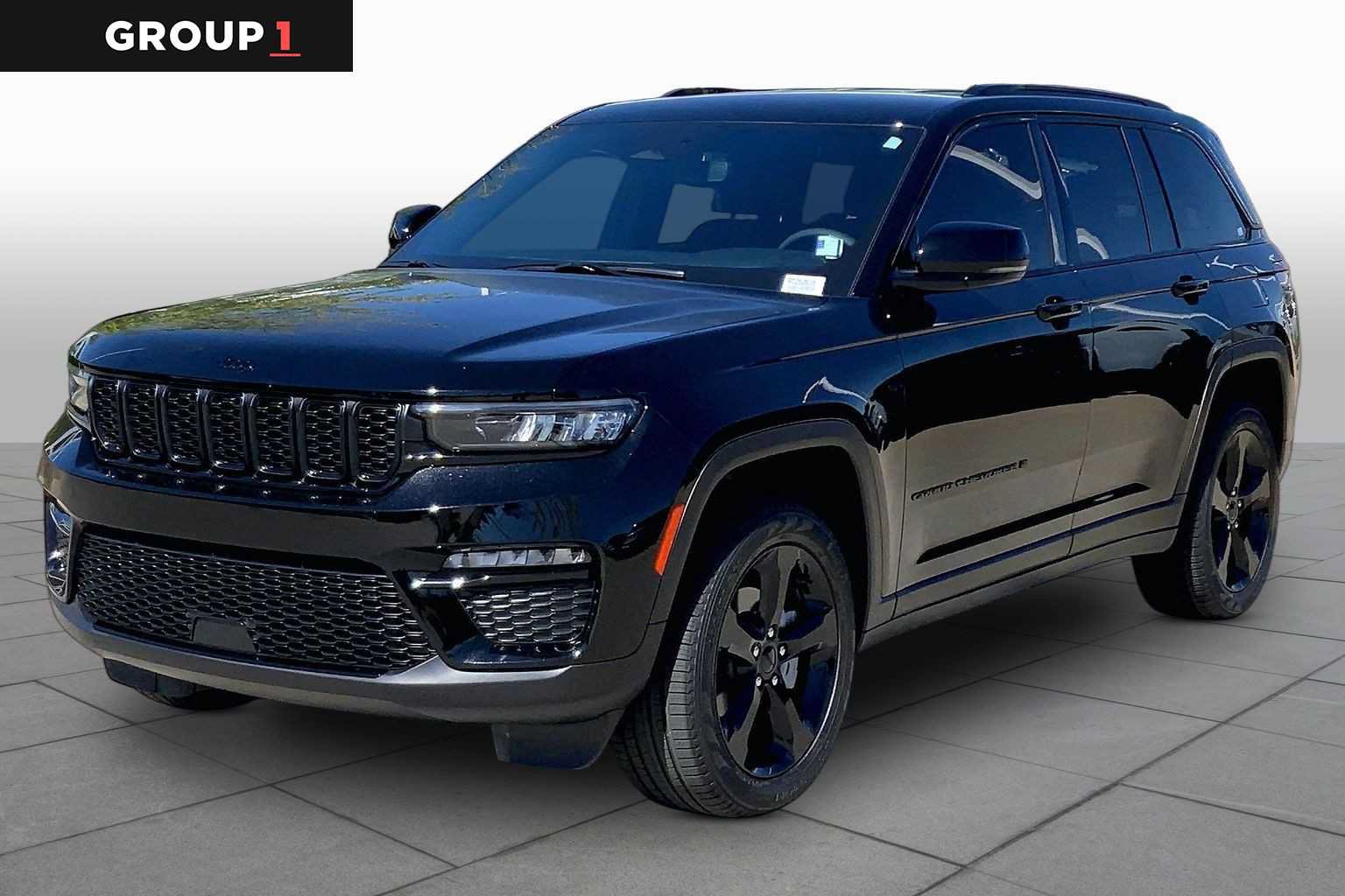 Used 2024 Jeep Grand Cherokee Limited w/ Black Appearance Package